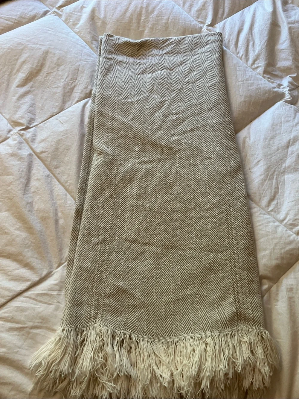 Sferra Celine Mushroom throw with fringe 50 x 60”